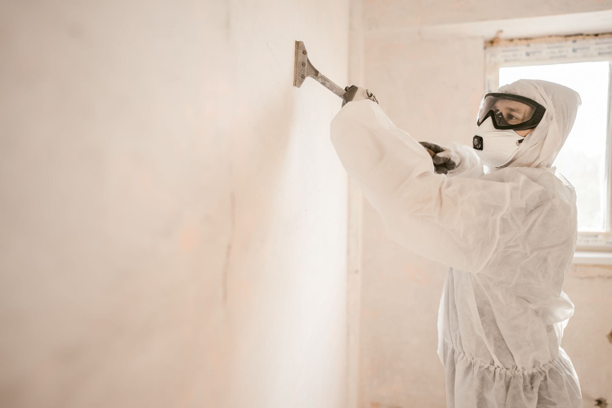 man-in-white-protection-clothes-wearing-safety-gla-2024-09-15-11-23-34-utc